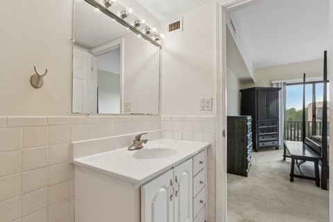 Tiny photo for 460 N Main Street #N403A, Wauconda, IL 60084 (MLS # 12706499)
