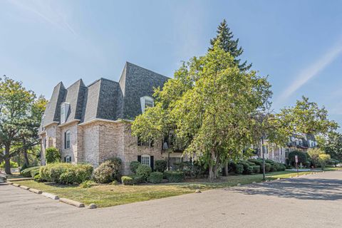 A home in Rolling Meadows