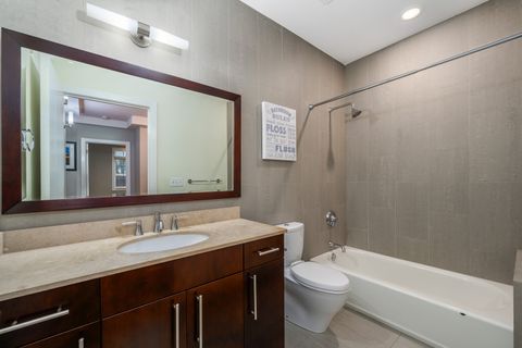 Tiny photo for 3844 N Ashland Avenue #21, Chicago, IL 60613 (MLS # 12480661)