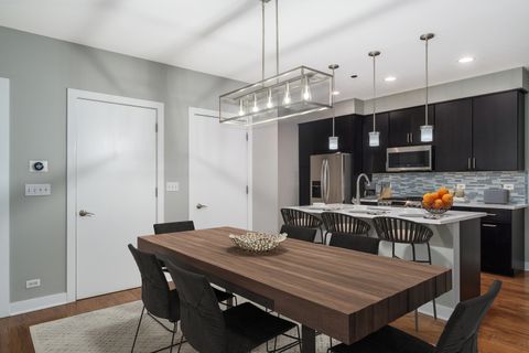 Tiny photo for 3844 N Ashland Avenue #21, Chicago, IL 60613 (MLS # 12480661)