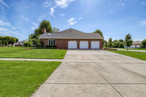 Tiny photo for 705 Ridgefield Road, New Lenox, IL 60451 (MLS # 12657896)