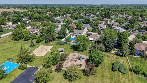 Tiny photo for 705 Ridgefield Road, New Lenox, IL 60451 (MLS # 12657896)
