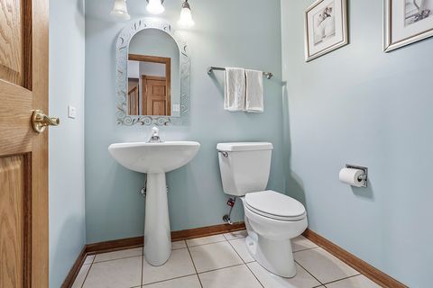 Tiny photo for 705 Ridgefield Road, New Lenox, IL 60451 (MLS # 12657896)
