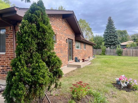 Tiny photo for 134 Virginia Court, Streamwood, IL 60107 (MLS # 12492582)