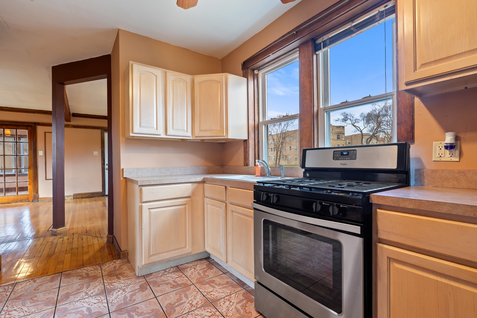 4445 S Vincennes Avenue 2