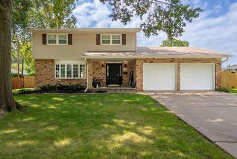 Photo of 1612 20th Street, Bettendorf, IA 52722 (MLS # 12741731)