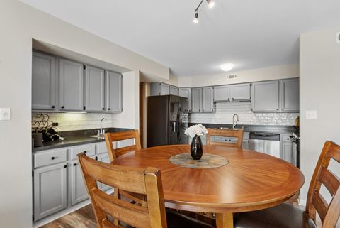 Tiny photo for 9906 Shady Lane #3SW, Orland Park, IL 60462 (MLS # 12604963)