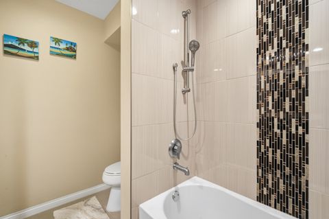 Tiny photo for 51 Old Oak Drive #414, Buffalo Grove, IL 60089 (MLS # 12498683)