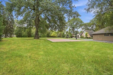 Tiny photo for 843 Cramer Court, Willowbrook, IL 60527 (MLS # 12770483)