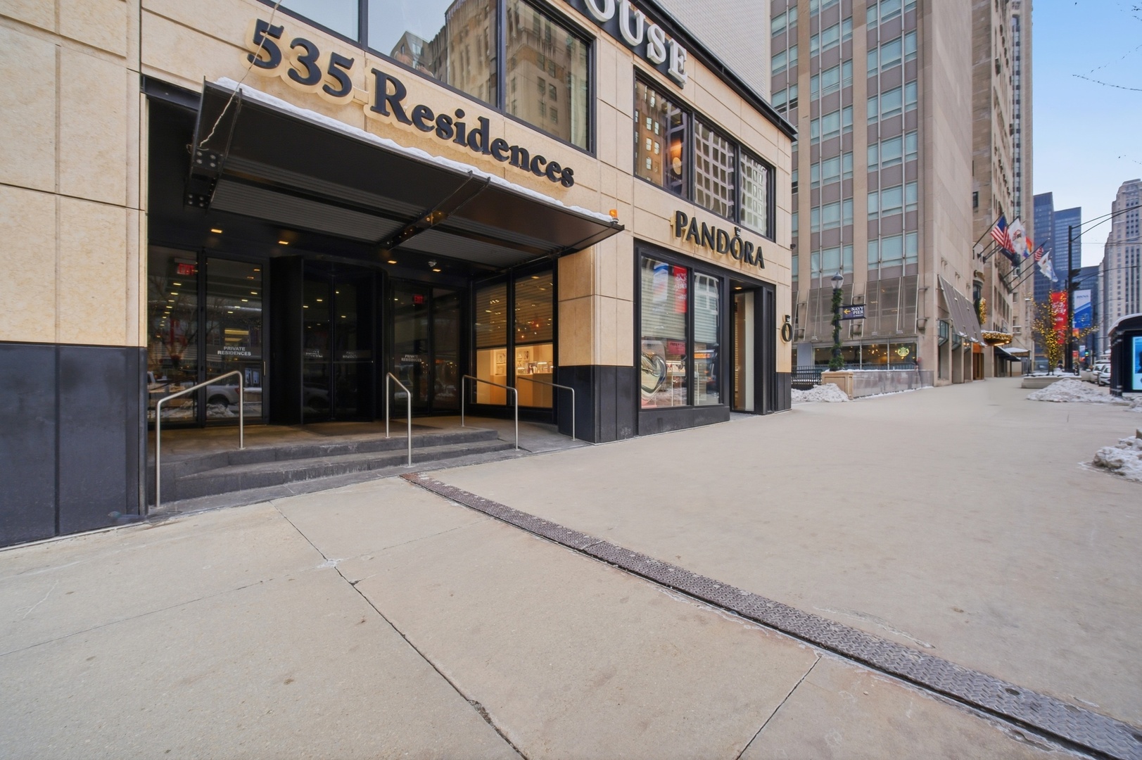 535 N MICHIGAN Avenue 1210