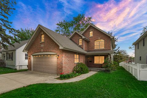 Tiny photo for 445 S Maple Street, Itasca, IL 60143 (MLS # 12639720)