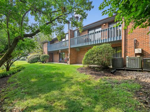 Tiny photo for 1874 Portsmouth Drive #6-6C, Lisle, IL 60532 (MLS # 12434383)