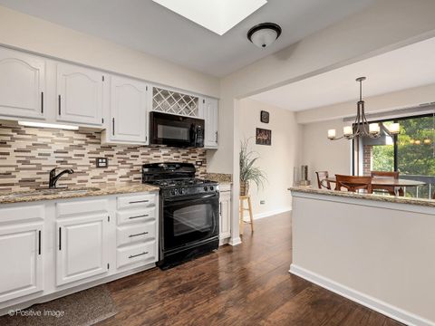 Tiny photo for 1874 Portsmouth Drive #6-6C, Lisle, IL 60532 (MLS # 12434383)