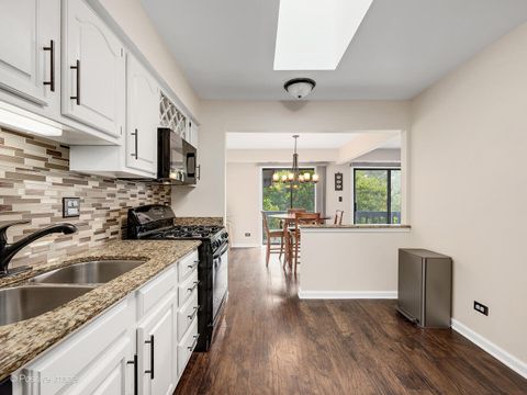 Tiny photo for 1874 Portsmouth Drive #6-6C, Lisle, IL 60532 (MLS # 12434383)