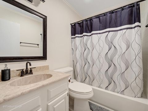 Tiny photo for 1874 Portsmouth Drive #6-6C, Lisle, IL 60532 (MLS # 12434383)