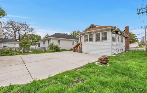 Tiny photo for 217 W School Street, Villa Park, IL 60181 (MLS # 12629280)