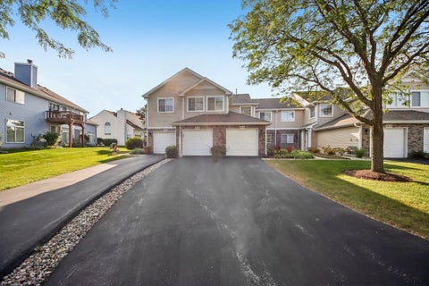 Photo of 1016 Spring Court, Darien, IL 60561 (MLS # 12740669)