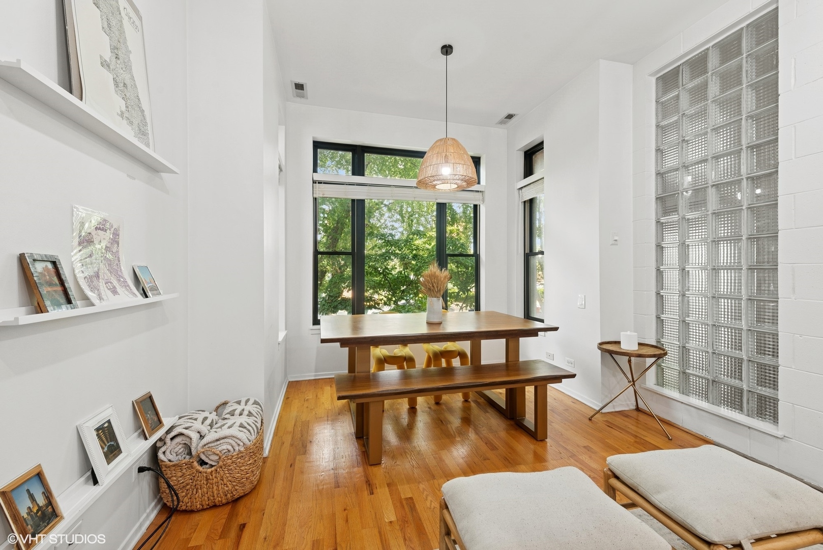 2031 W EVERGREEN Avenue 2W