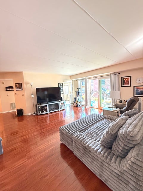 Tiny photo for 9410 Melvina Avenue #2SW, Oak Lawn, IL 60453 (MLS # 12783737)