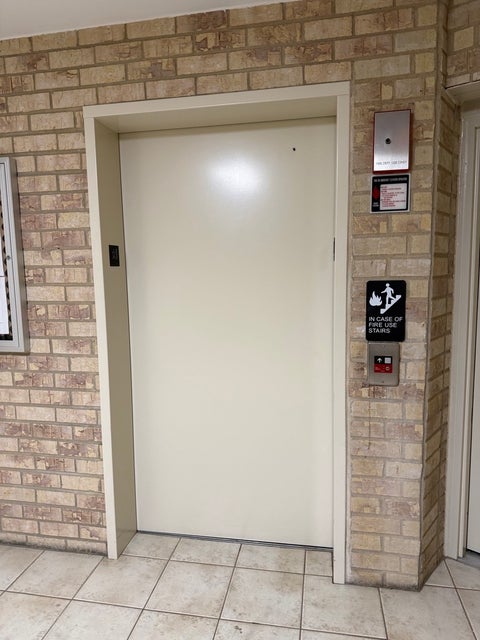 Tiny photo for 9410 Melvina Avenue #2SW, Oak Lawn, IL 60453 (MLS # 12783737)