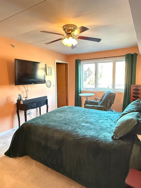 Tiny photo for 9410 Melvina Avenue #2SW, Oak Lawn, IL 60453 (MLS # 12783737)
