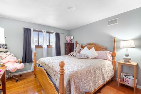 Tiny photo for 1110 Itasca Street, Bensenville, IL 60106 (MLS # 12495088)