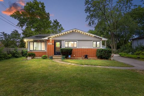 Tiny photo for 1110 Itasca Street, Bensenville, IL 60106 (MLS # 12495088)