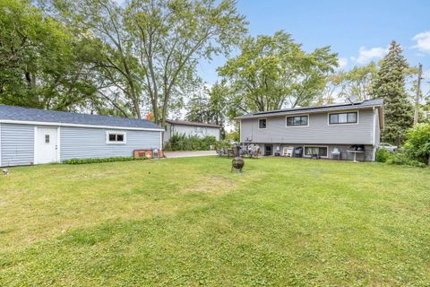 Tiny photo for 1110 Itasca Street, Bensenville, IL 60106 (MLS # 12495088)