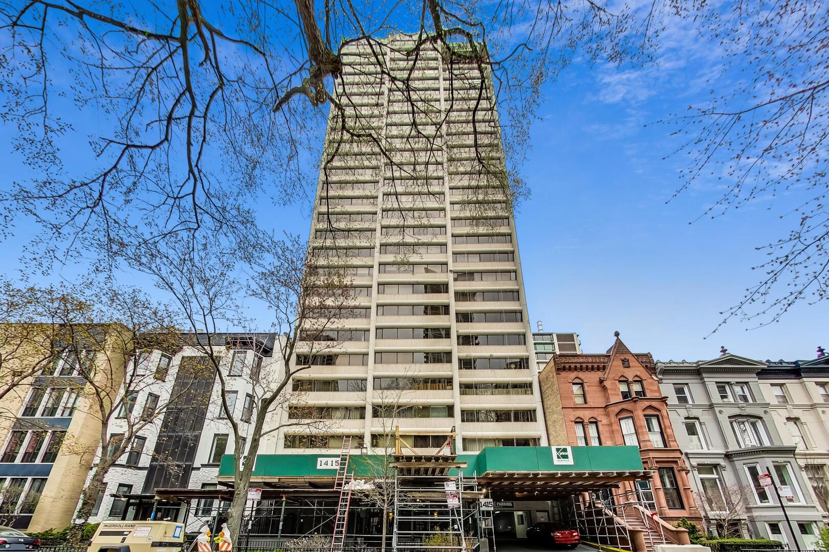 1415 N Dearborn Street 17C