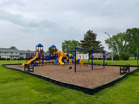 Tiny photo for 421 Standish Court, Bolingbrook, IL 60440 (MLS # 12635177)