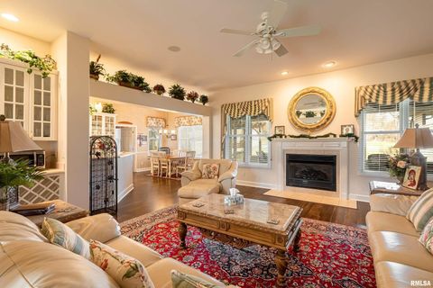 Tiny photo for 1410 Bradford Lane, Carbondale, IL 62901 (MLS # EB459431)