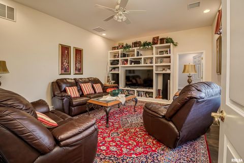 Tiny photo for 1410 Bradford Lane, Carbondale, IL 62901 (MLS # EB459431)