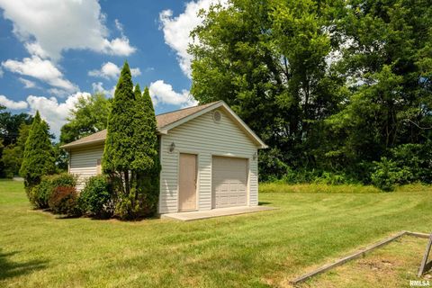 Tiny photo for 1410 BRADFORD Lane, Carbondale, IL 62901 (MLS # EB459431)