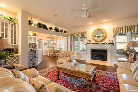 Tiny photo for 1410 BRADFORD Lane, Carbondale, IL 62901 (MLS # EB459431)