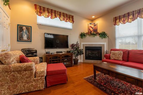 Tiny photo for 1410 BRADFORD Lane, Carbondale, IL 62901 (MLS # EB459431)