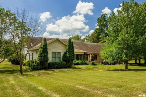 Tiny photo for 1410 BRADFORD Lane, Carbondale, IL 62901 (MLS # EB459431)
