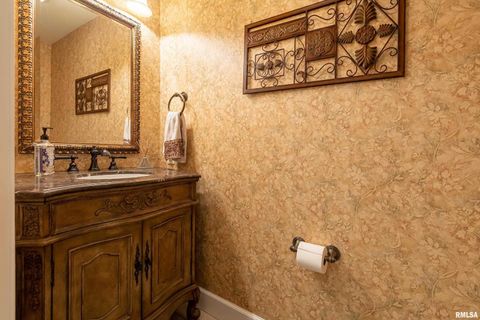 Tiny photo for 1410 BRADFORD Lane, Carbondale, IL 62901 (MLS # EB459431)