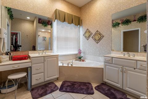 Tiny photo for 1410 BRADFORD Lane, Carbondale, IL 62901 (MLS # EB459431)