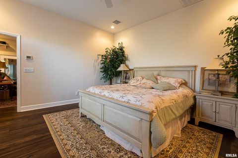 Tiny photo for 1410 BRADFORD Lane, Carbondale, IL 62901 (MLS # EB459431)