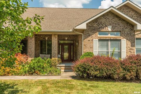 Tiny photo for 1410 Bradford Lane, Carbondale, IL 62901 (MLS # EB459431)