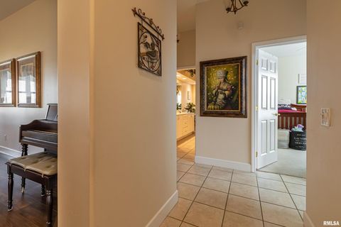 Tiny photo for 1410 Bradford Lane, Carbondale, IL 62901 (MLS # EB459431)