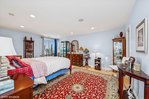 Tiny photo for 1717 W Crystal Lane #701, Mount Prospect, IL 60056 (MLS # 12494221)