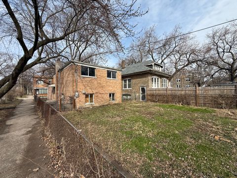 Tiny photo for 11757 S Sangamon Street, Chicago, IL 60643 (MLS # 12626954)
