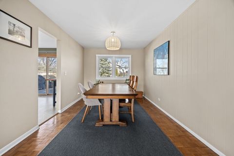 Tiny photo for 2422 Stonewall Avenue, Woodridge, IL 60517 (MLS # 12564782)