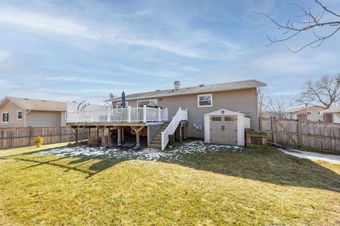 Tiny photo for 2422 Stonewall Avenue, Woodridge, IL 60517 (MLS # 12564782)