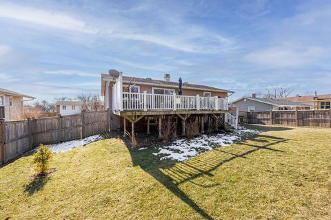 Tiny photo for 2422 Stonewall Avenue, Woodridge, IL 60517 (MLS # 12564782)