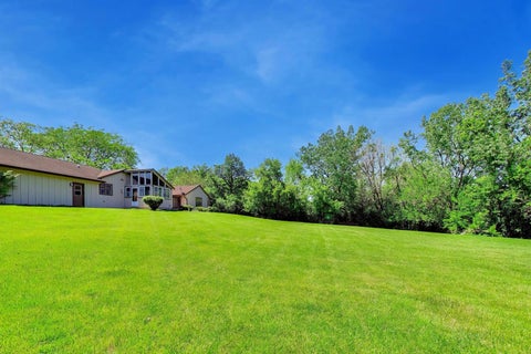 Tiny photo for 26955 N COUNTRYSIDE LAKE Drive, Mundelein, IL 60060 (MLS # 12729839)