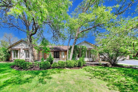 Photo of 26955 N COUNTRYSIDE LAKE Drive, Mundelein, IL 60060 (MLS # 12729839)