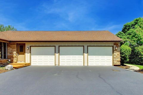 Tiny photo for 26955 N COUNTRYSIDE LAKE Drive, Mundelein, IL 60060 (MLS # 12729839)