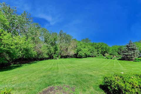 Tiny photo for 26955 N COUNTRYSIDE LAKE Drive, Mundelein, IL 60060 (MLS # 12729839)